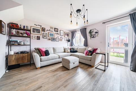 undefined, Vernon Grove, Binfield RG42