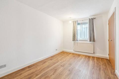 19 Tedder Close, Uxbridge, UB10 0FH