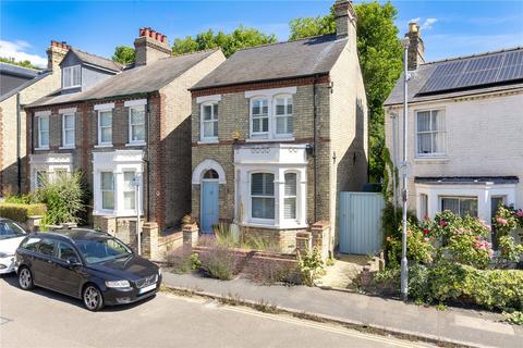 12 Alpha Road, Cambridge, CB4 3DG