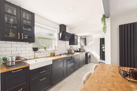 undefined, Barley Mow Lane, Catshill, B61