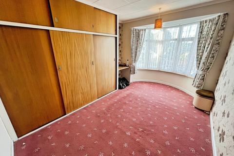 4 bedroom semi-detached house for sale, Oakland Avenue, Leicester LE4