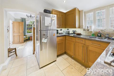 3 bedroom semi-detached house for sale, Dobbs Hill, Queens Close, Sudbury, Suffolk