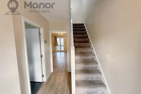 undefined, Putney Gardens, Chadwell Heath, RM6 4FF