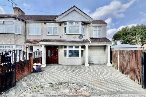 undefined, Manor Avenue, Hounslow TW4