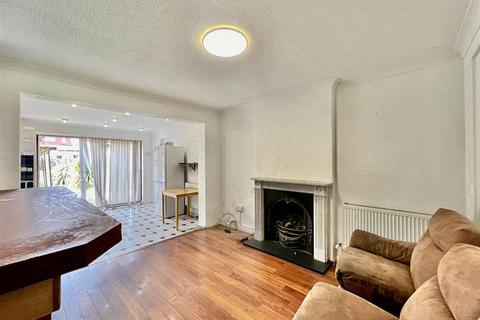 undefined, Manor Avenue, Hounslow TW4