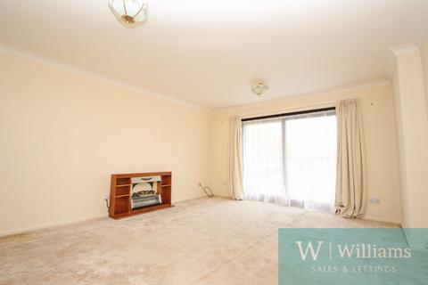 2 bedroom bungalow for sale, The Lawns, Fairlee Road, Newport, Isle of Wight