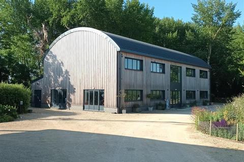 Office to rent, The Old Coal Yard Chipping Norton OX7 4EF