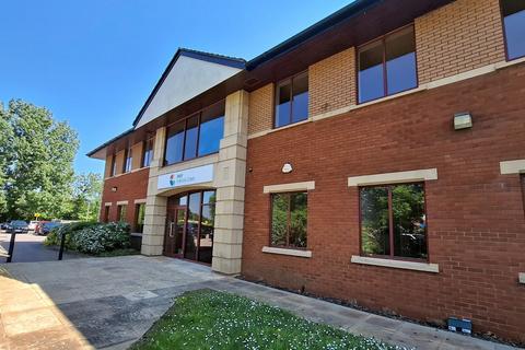 Office to rent, Blackbrook Park Ave Taunton TA1 2PG