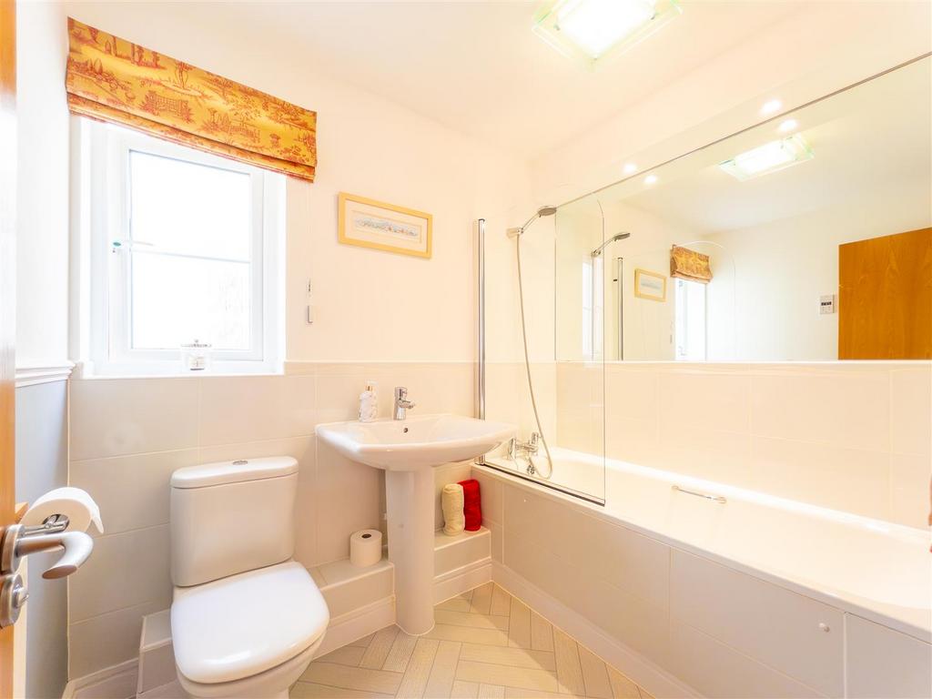 39 Hellis Wartha, Helston-25.jpg