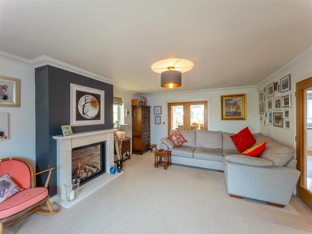 39 Hellis Wartha, Helston-12.jpg