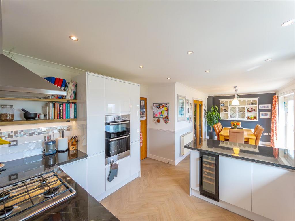 39 Hellis Wartha, Helston-07.jpg