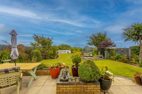 undefined, Hellis Wartha, Helston TR13