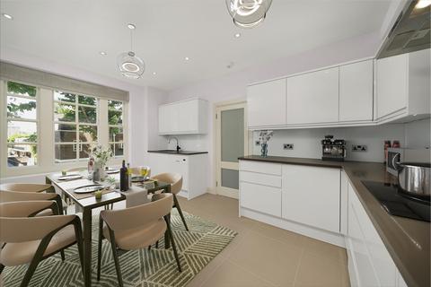 5 bedroom flat for sale, Kensington High Street, London, W8