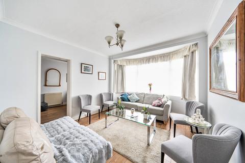 4 bedroom semi-detached house for sale, Beverley Gardens, Stanmore, Middlesex