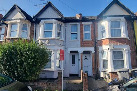 3 bedroom flat for sale, Oldfield Road, London, NW10 9