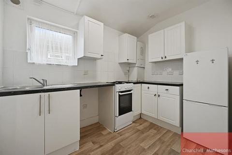 3 bedroom flat for sale, Oldfield Road, London, NW10 9