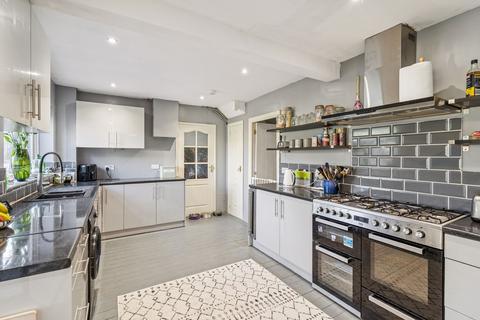 4 bedroom detached house for sale, Dovecote Close, Aylesbury HP17
