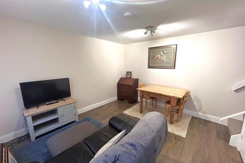 1 bedroom terraced house to rent, Weybrook Drive, Guildford GU4