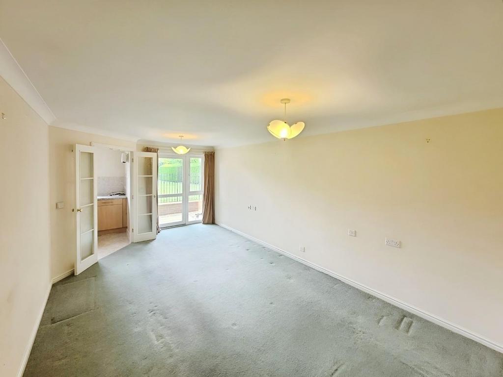 Garden House Court - Lounge.jpg