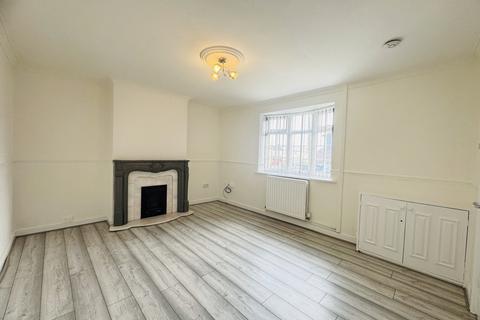 3 bedroom end of terrace house for sale, Elwell Crescent, Dudley, West Midlands
