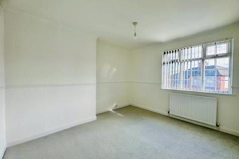 3 bedroom end of terrace house for sale, Elwell Crescent, Dudley, West Midlands