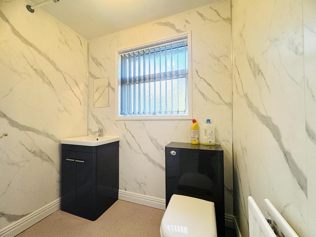 Shower/WC/wet room