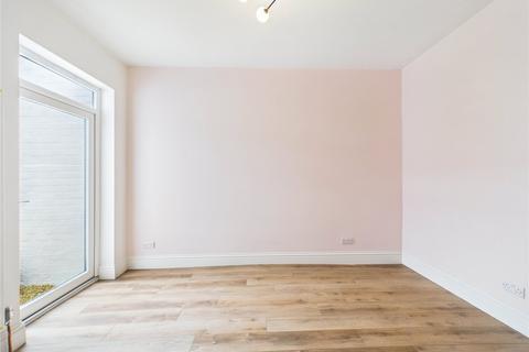 39 Ruby Street, Bristol, BS3 3DX
