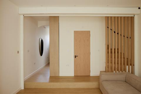 4 bedroom terraced house for sale, Arlington Road III, London TW11