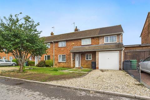 Needham Avenue, Quedgeley, Gloucester, Gloucestershire, GL2