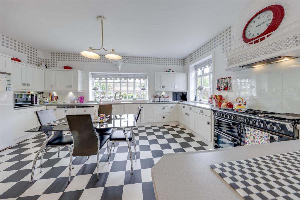 Breakfast Kitchen