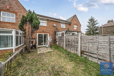 5 Bluebell Way, Ilford, IG1 2JH