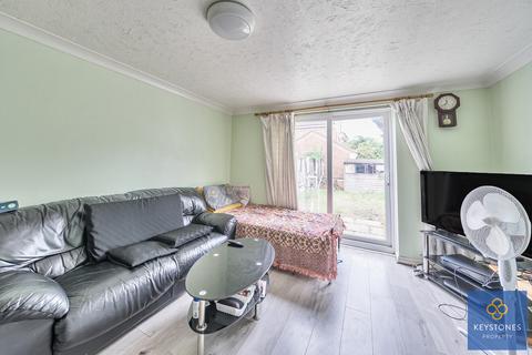 5 Bluebell Way, Ilford, IG1 2JH