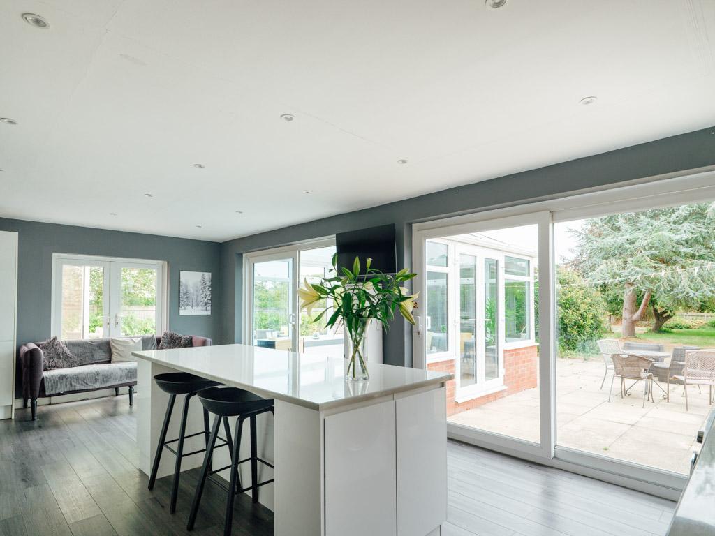 Kitchen / Breakfast Room