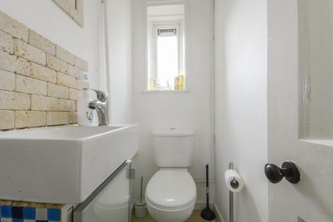 119 Northover, Bromley, BR1 5JU