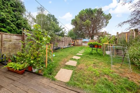 119 Northover, Bromley, BR1 5JU