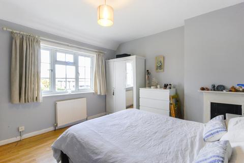 119 Northover, Bromley, BR1 5JU