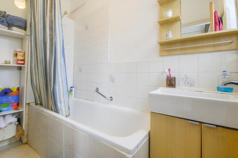 119 Northover, Bromley, BR1 5JU