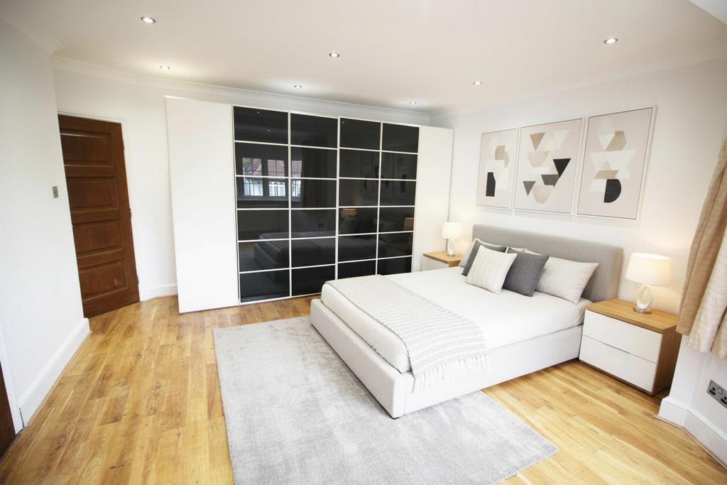 Enhanced Bedroom 1 (002).jpg