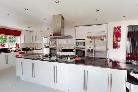 4 bedroom detached house for sale, Eton Park, Preston