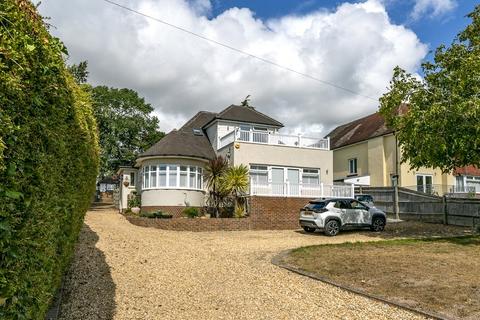 4 bedroom detached house for sale, Woodland Avenue, High Salvington, Worthing, West Sussex, BN13
