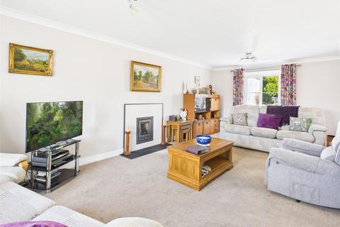 4 bedroom detached house for sale, Nelsons Close, Walford, Ross-on-Wye, Herefordshire, HR9