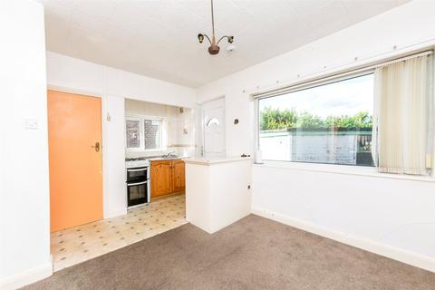 3 bedroom semi-detached house for sale, Calverley Garth, Leeds, West Yorkshire
