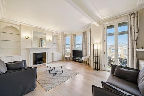 4 bedroom flat to rent, Langham Mansions, Earl's Court Square, London, SW5