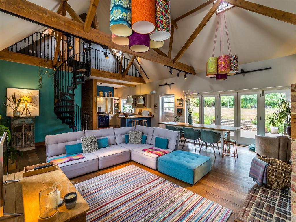 Lounge Area