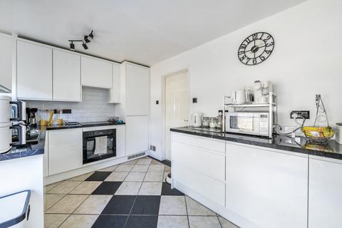 15 Burwell Close, Lower Earley, Reading, RG6 4BB