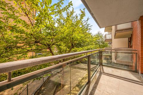 1 bedroom flat for sale, Galaxy Building, 5 Crews Street, London