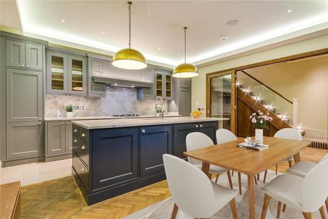 undefined, Walham Yard, Fulham, London