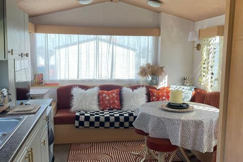 2 bedroom static caravan for sale, Two Bed Willerby Magnum Harts Holiday Park, Isle of Sheppey ME12