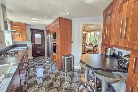 undefined, Oak Drive, Woodford Halse, NN11 3NG