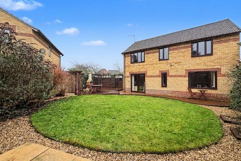 undefined, 5 Oak Drive, Woodford Halse, NN11 3NG